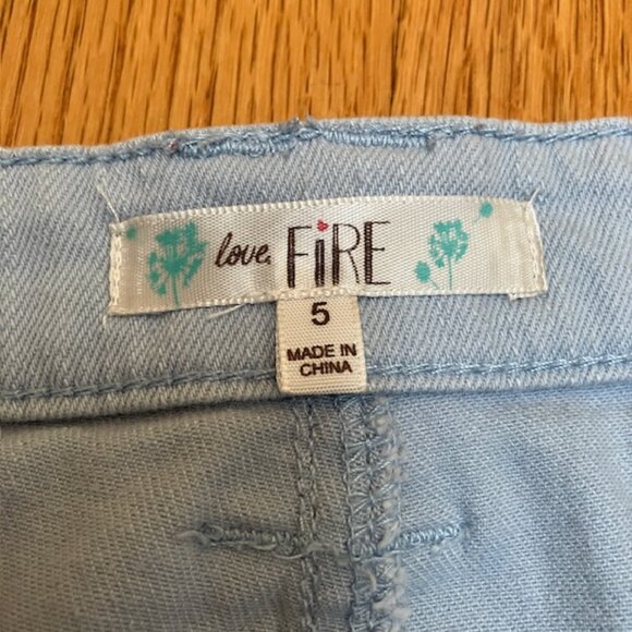 Love, Fire light blue cuffed shorts size 5 - Picture 3 of 6